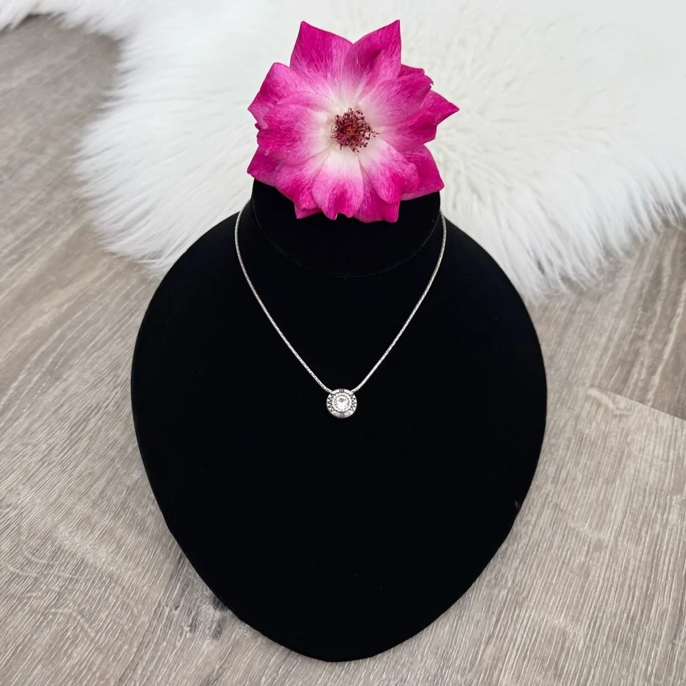 💞 BRIGHTON Fortino Petite Reversible Crystal Pendant Necklace - Picture 7 of 7